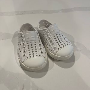 Native C4 Shoe in White
